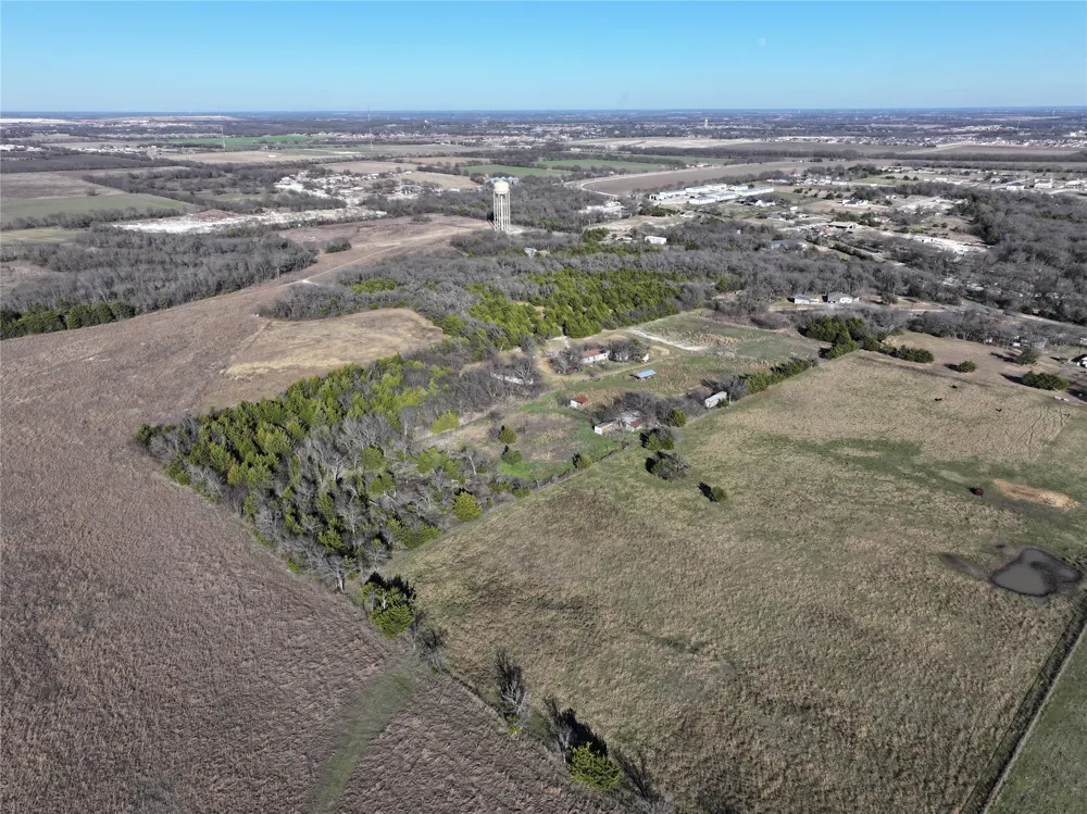 2084 Broken Arrow Lane McKinney, TX 75071