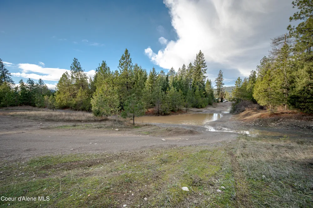 NKA 11th Avenue Spirit Lake, ID 83869