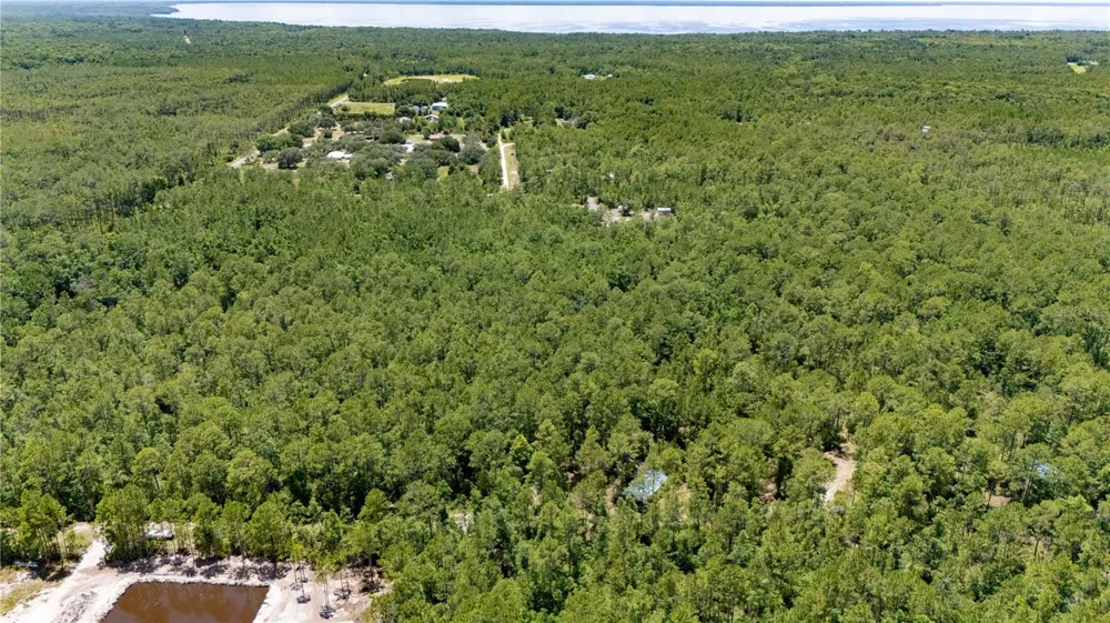 804 SHELL HARBOR ROAD Pierson, FL 32180