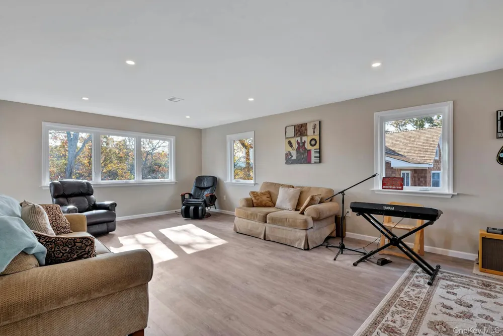 2280 Deep Hole Drive Mattituck, NY 11952