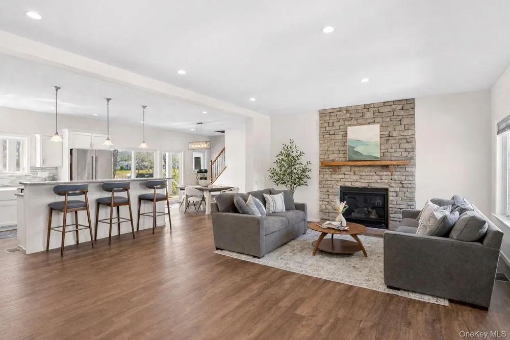 2280 Deep Hole Drive Mattituck, NY 11952