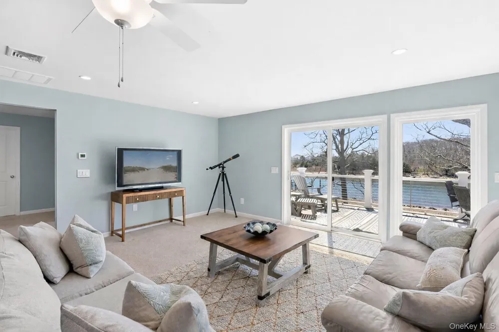 2280 Deep Hole Drive Mattituck, NY 11952
