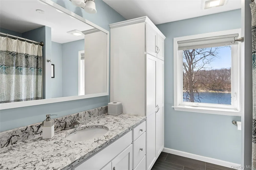 2280 Deep Hole Drive Mattituck, NY 11952