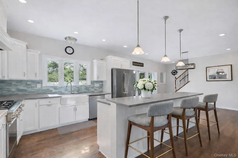 2280 Deep Hole Drive Mattituck, NY 11952