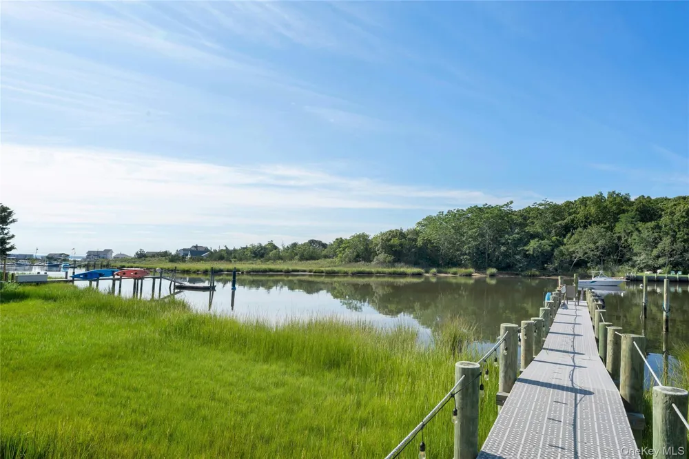 2280 Deep Hole Drive Mattituck, NY 11952