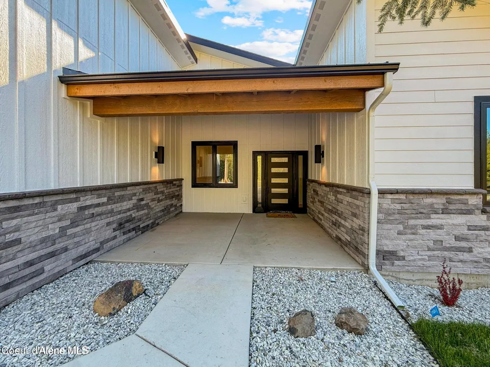 624 Satchel Drive Spirit Lake, ID 83869