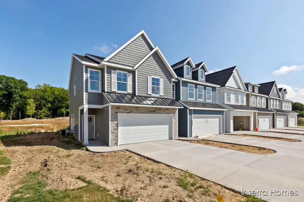 2873 E Highgate Drive SE #77 Kentwood City, MI 49512
