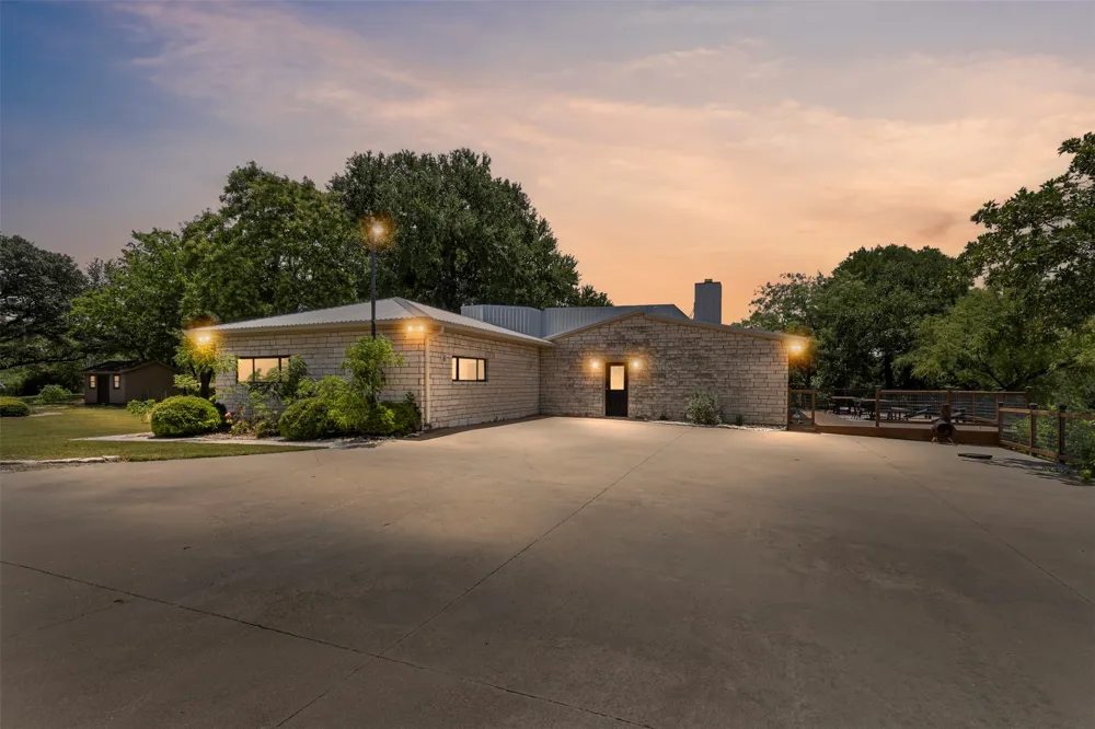 3609 Lucky Pepper Drive Cresson, TX 76035