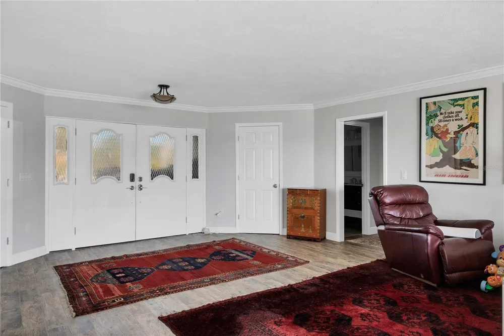 102 SEAGULL LANE Sarasota, FL 34236