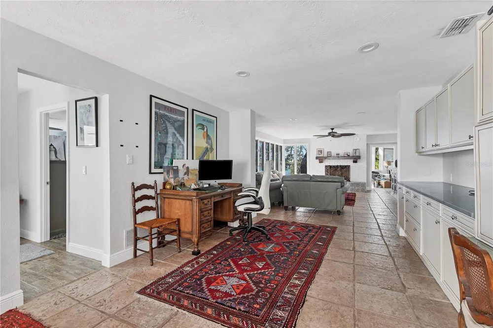 102 SEAGULL LANE Sarasota, FL 34236