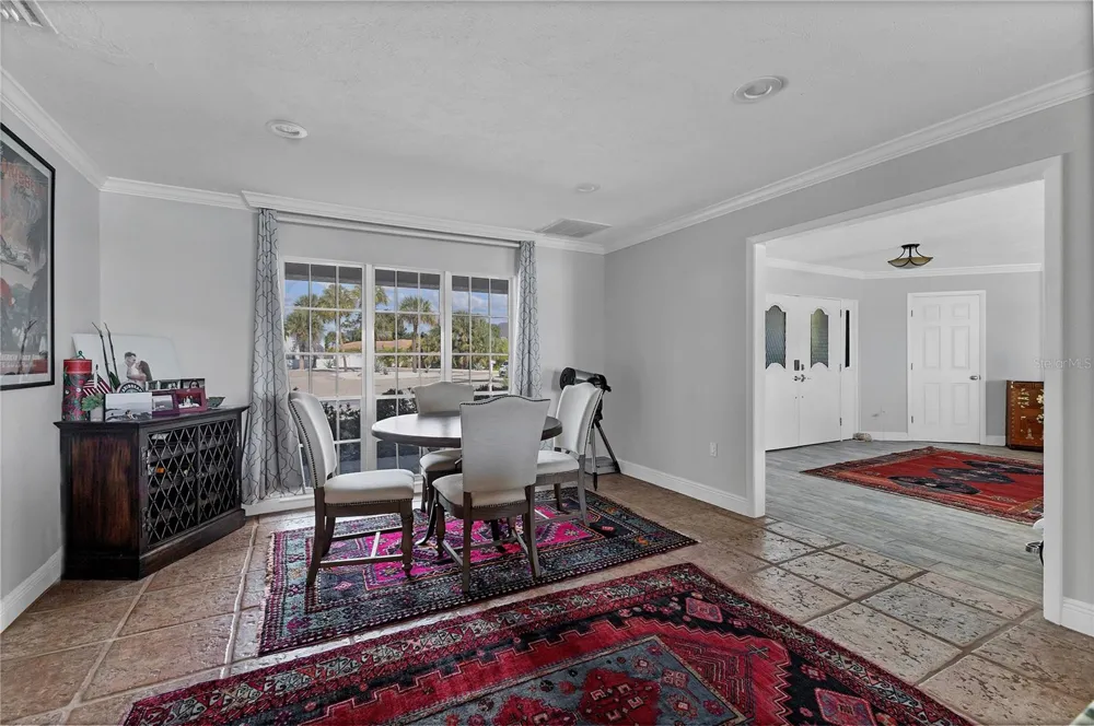102 SEAGULL LANE Sarasota, FL 34236
