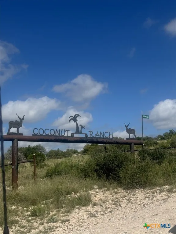 32 Private Road Rocksprings, TX 78880