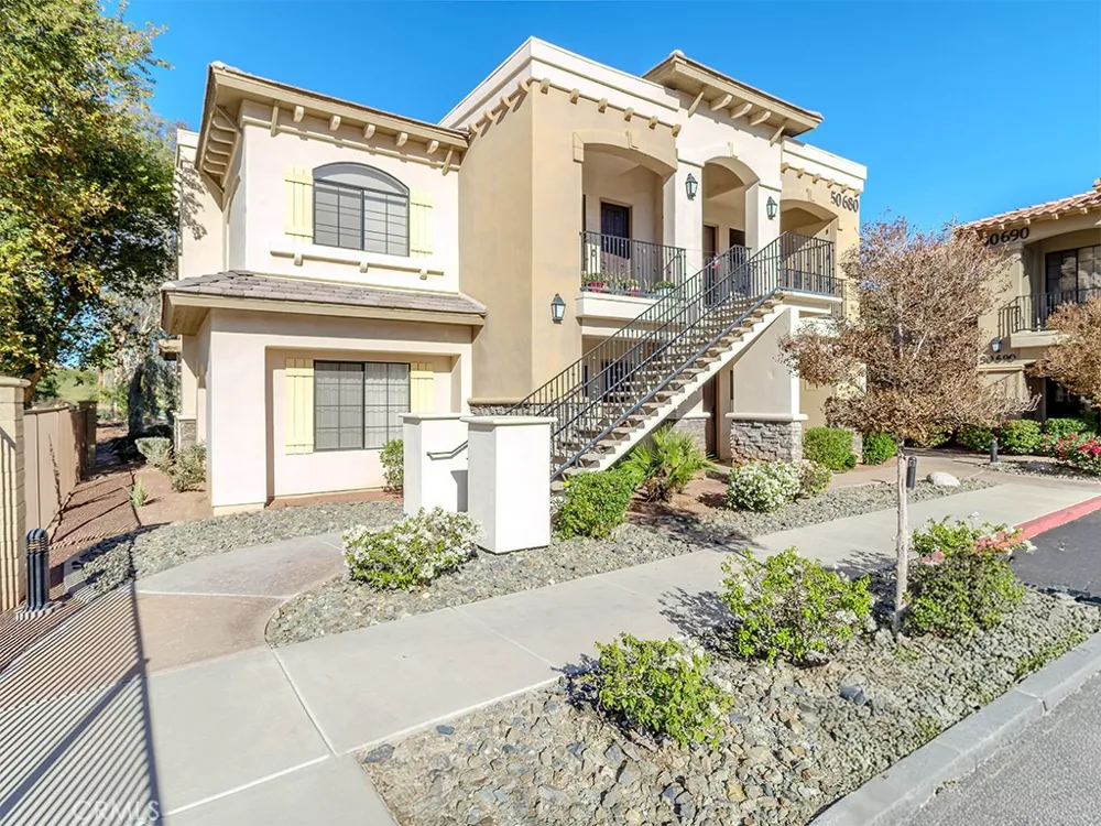 50680 Santa Rosa #8 La Quinta, CA 92253