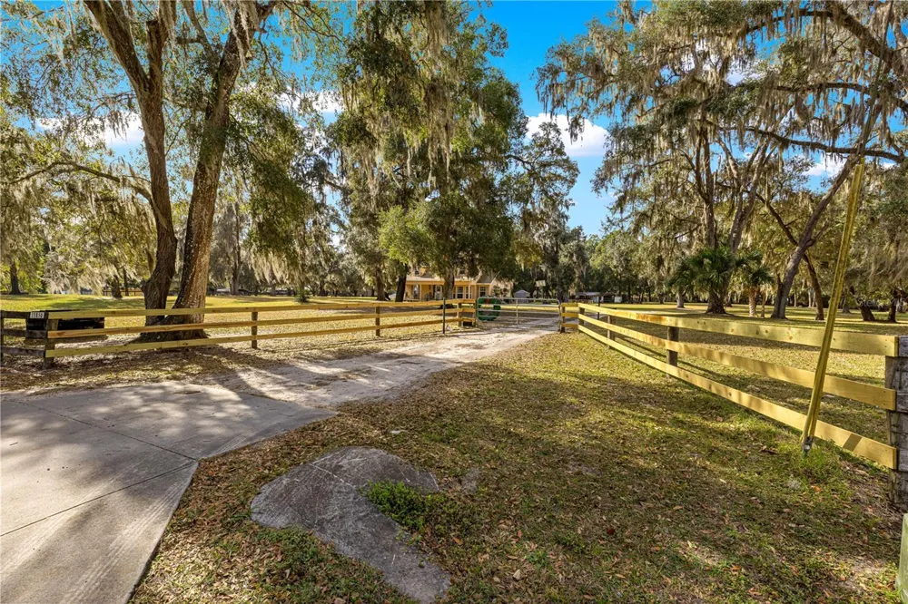 13850 NE 47TH AVENUE Anthony, FL 32617