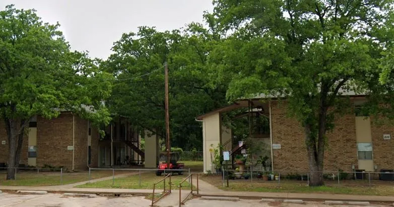 208 Legendary Ln Gun Barrel City, TX 75156