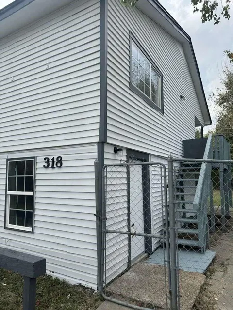 318 10th Street