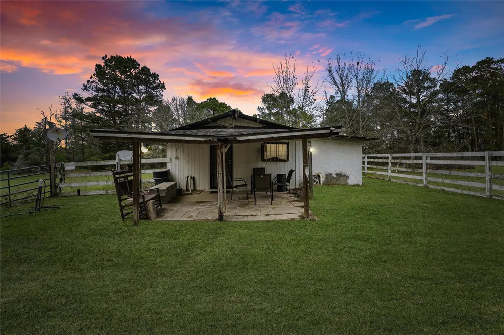 5589 Pr 1580 Centerville, TX 75833