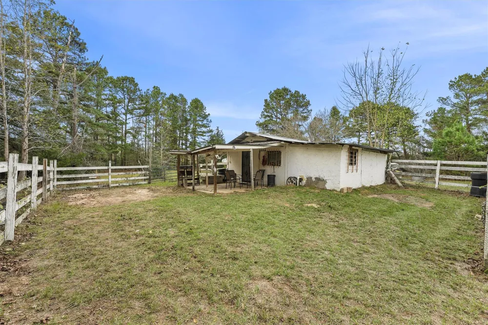 5589 Pr 1580 Centerville, TX 75833