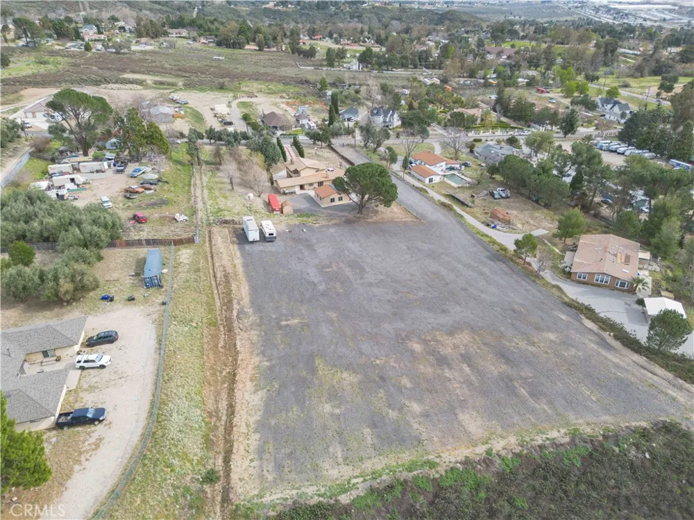 750 Woodlawn San Bernardino, CA 92407