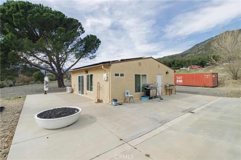 750 Woodlawn San Bernardino, CA 92407