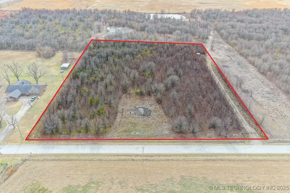 W 90th Street Porter, OK 74454