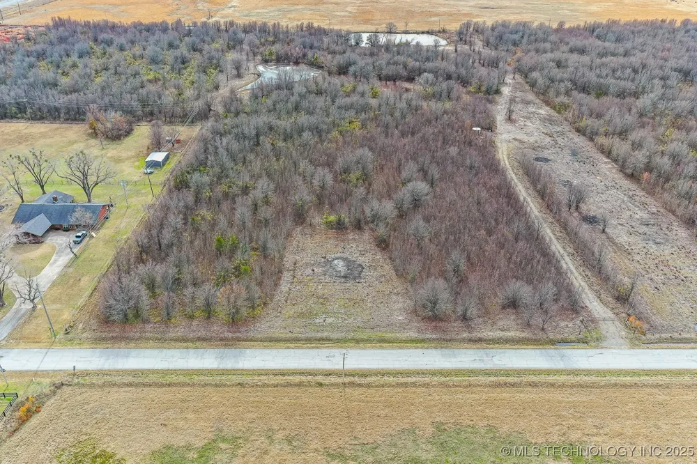 W 90th Street Porter, OK 74454