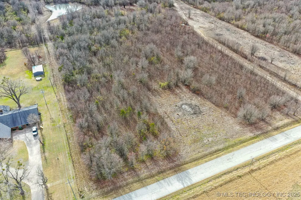 W 90th Street Porter, OK 74454