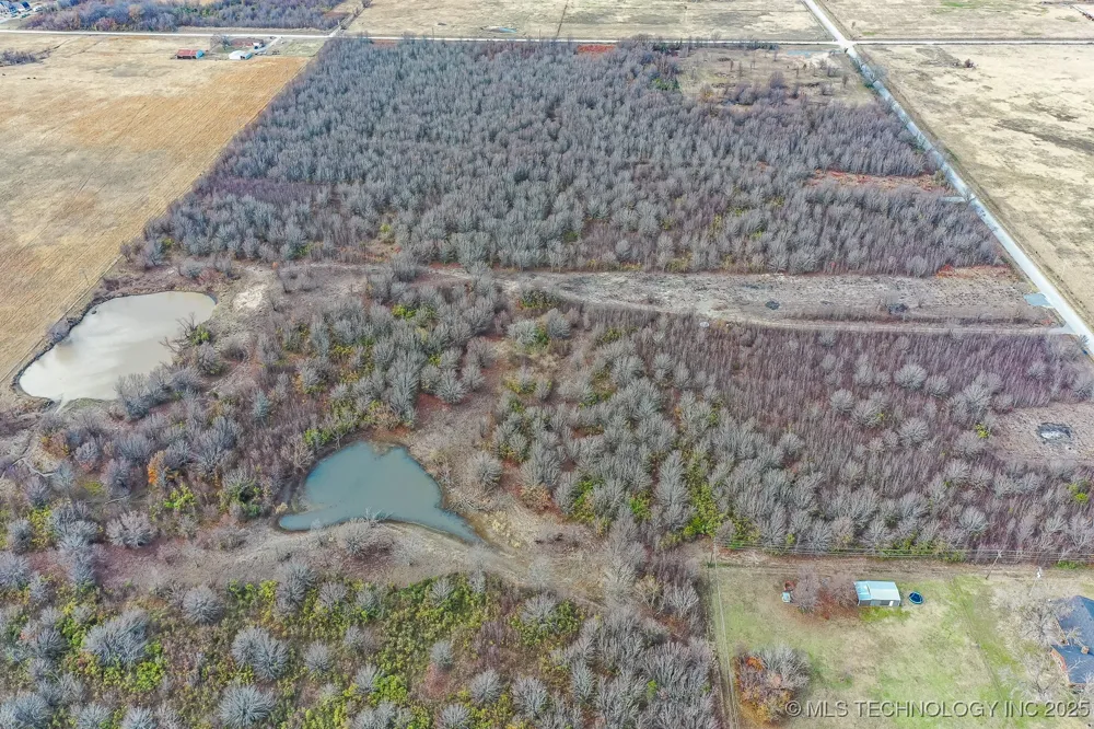 W 90th Street Porter, OK 74454
