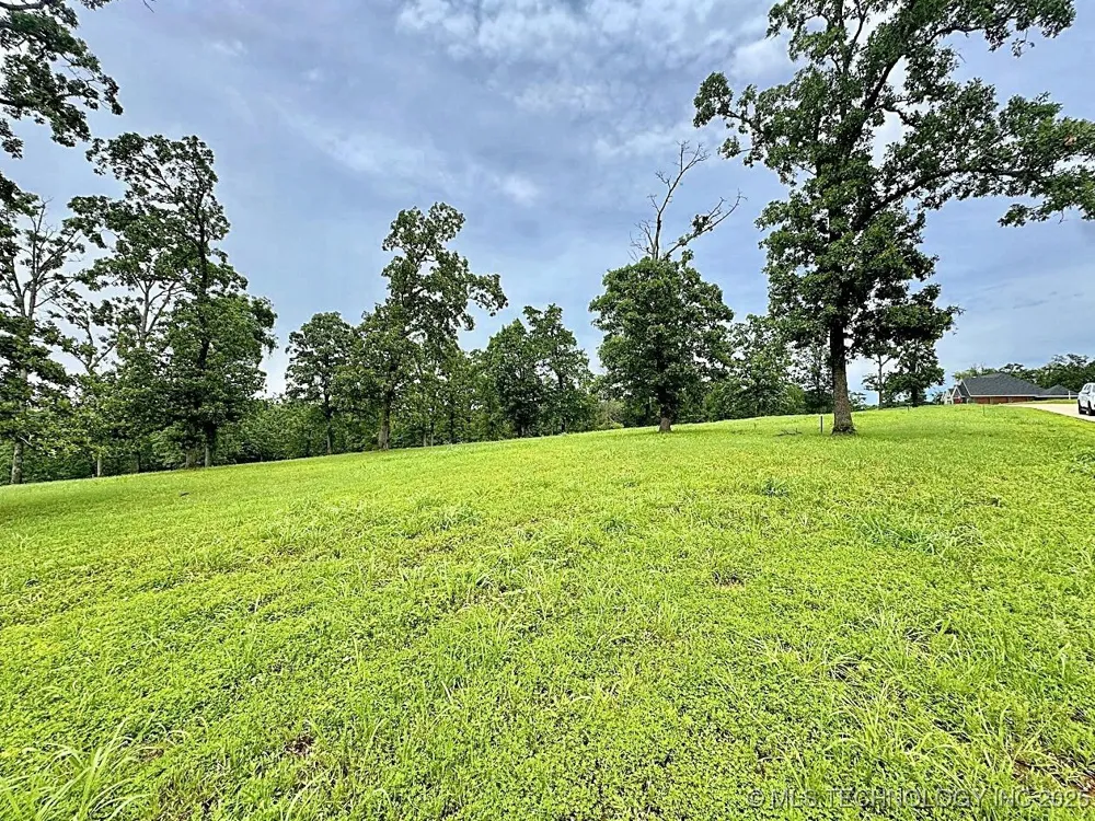 810 Ridgeview Drive Tahlequah, OK 74464