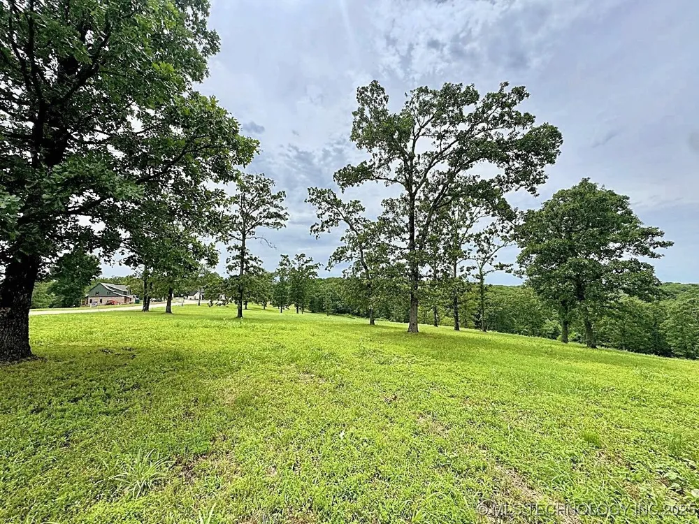 810 Ridgeview Drive Tahlequah, OK 74464