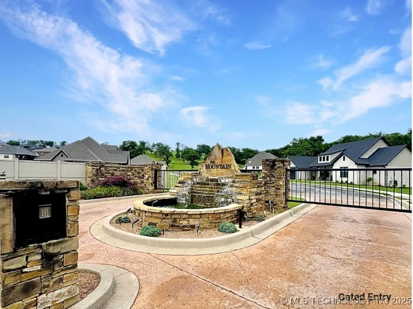 810 Ridgeview Drive Tahlequah, OK 74464