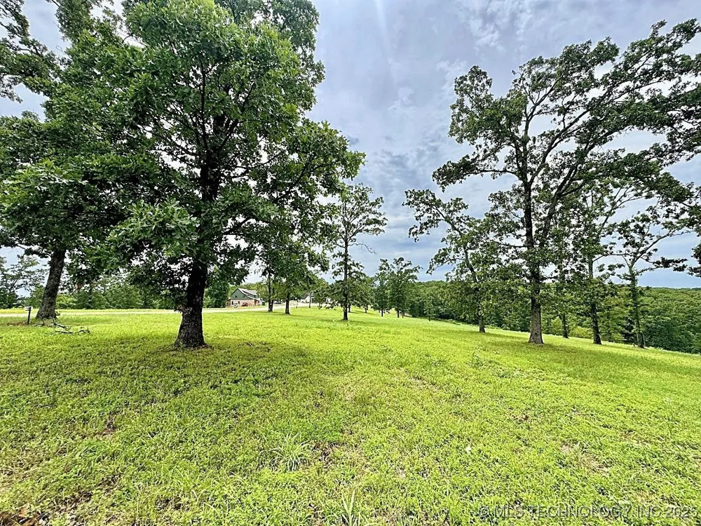 810 Ridgeview Drive Tahlequah, OK 74464
