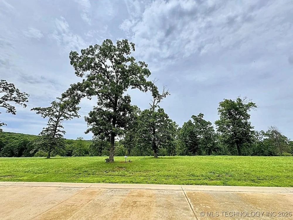 810 Ridgeview Drive Tahlequah, OK 74464