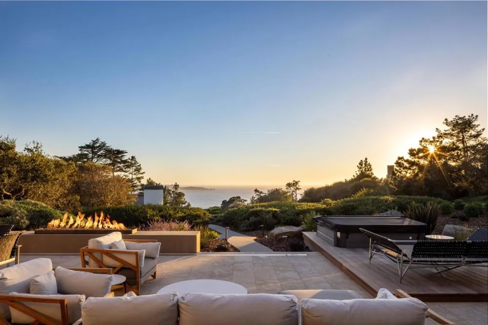 3225 Macomber Drive Pebble Beach, CA 93953