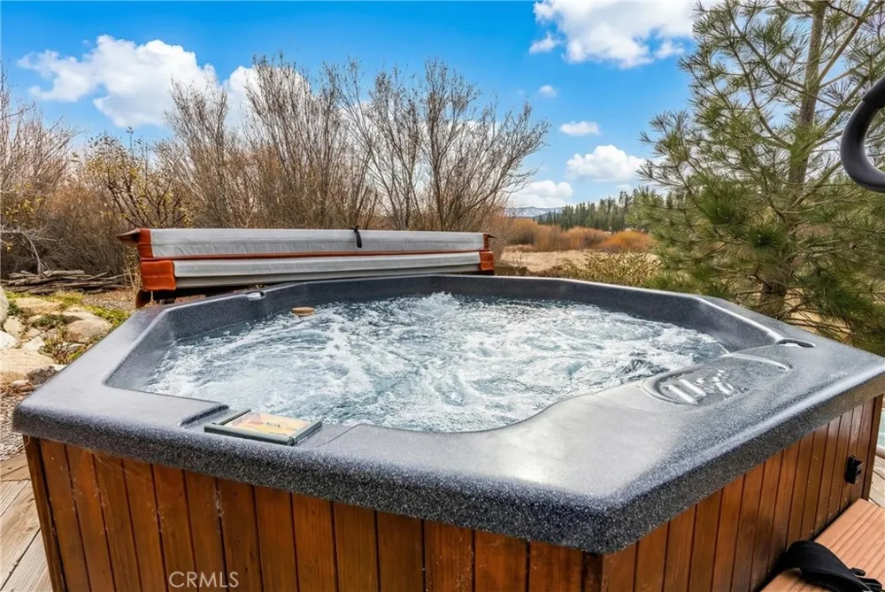 39255 Seminole Fawnskin, CA 92333