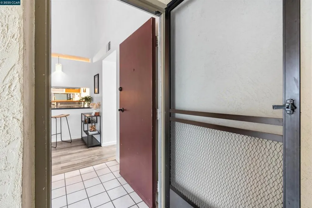 2720 Oak Rd #129 Walnut Creek, CA 94597