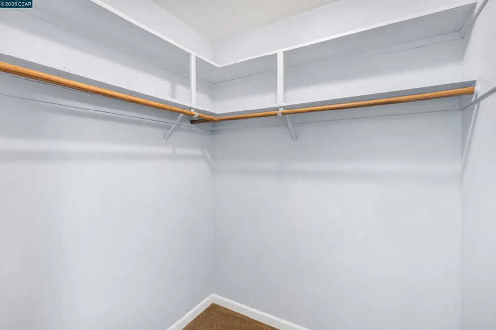 2720 Oak Rd #129 Walnut Creek, CA 94597
