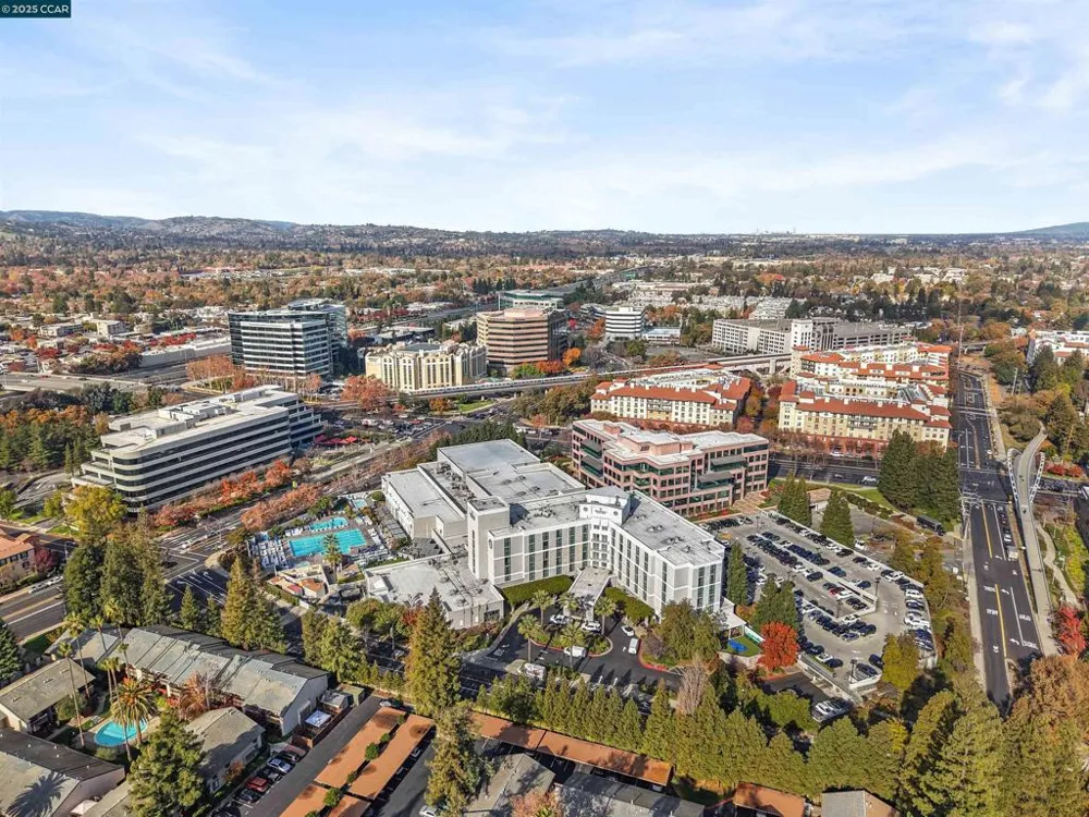 2720 Oak Rd #129 Walnut Creek, CA 94597