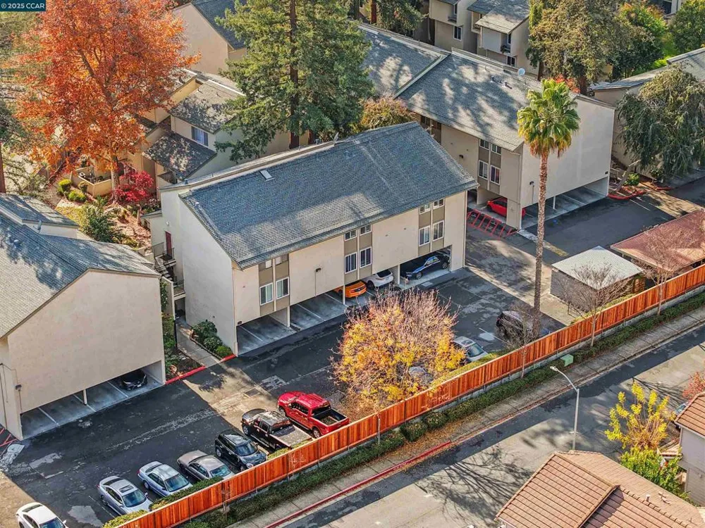 2720 Oak Rd #129 Walnut Creek, CA 94597