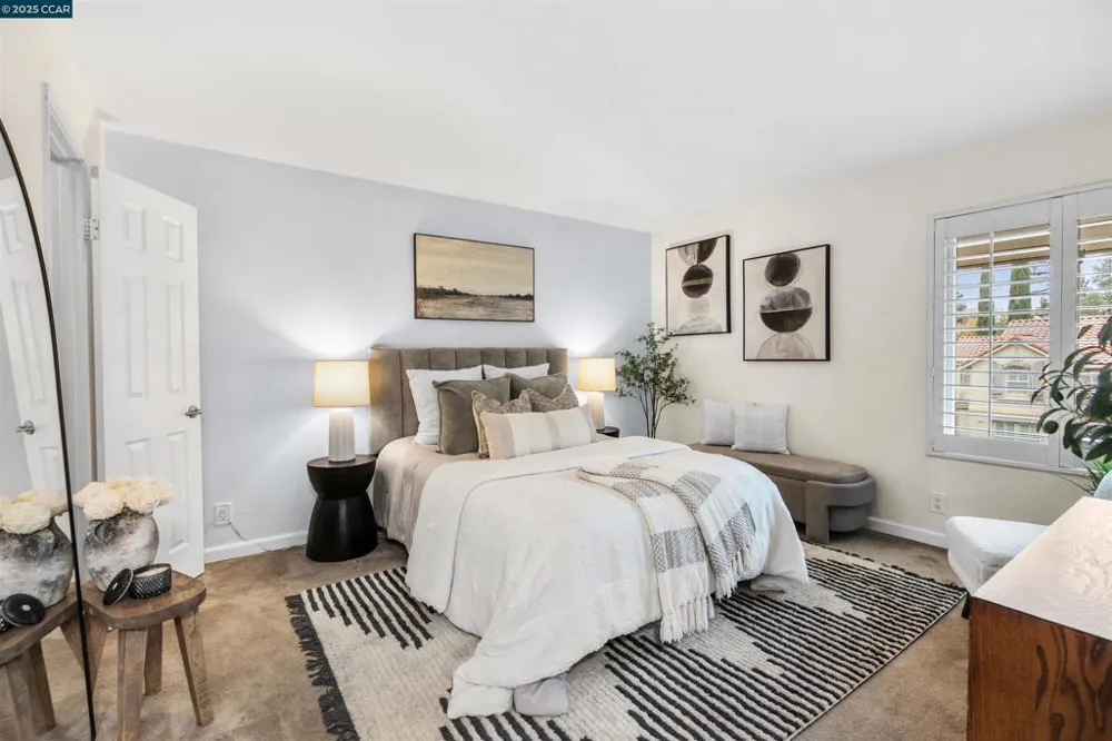 2720 Oak Rd #129 Walnut Creek, CA 94597
