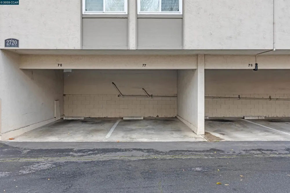 2720 Oak Rd #129 Walnut Creek, CA 94597