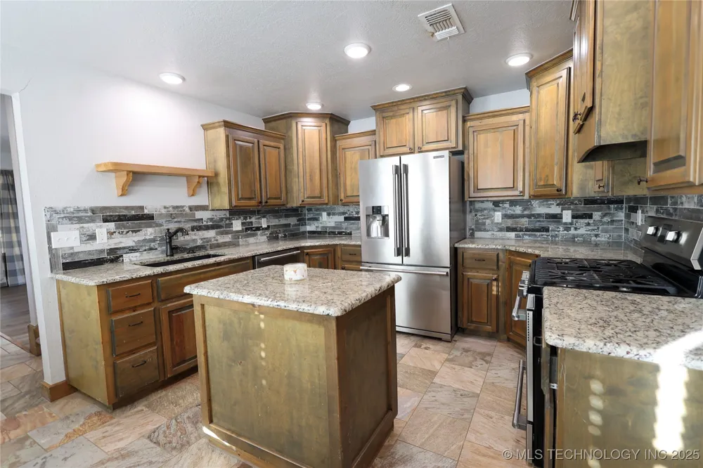 1760 Shepherd Hills Sulphur, OK 73086
