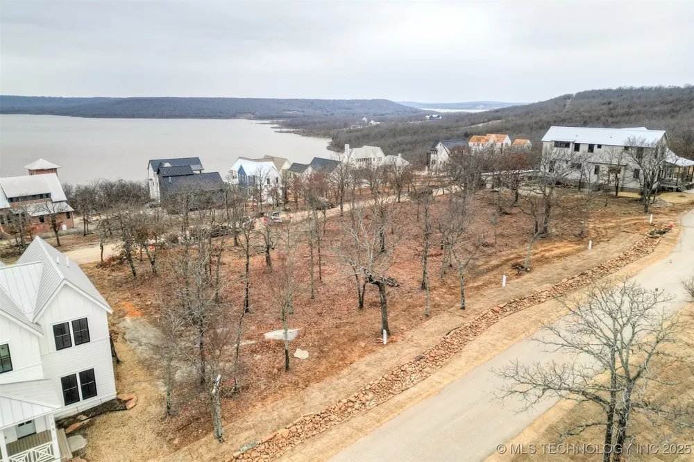 118 Ridgeline Road Carlton Landing, OK 74432