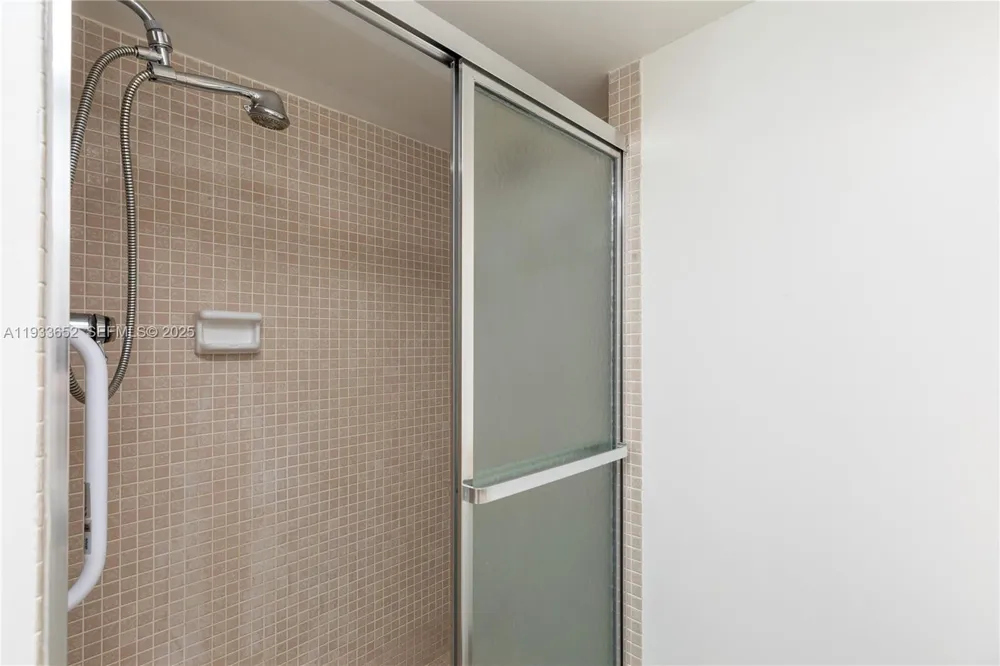 2751 S Ocean Dr #208S Hollywood, FL 33019