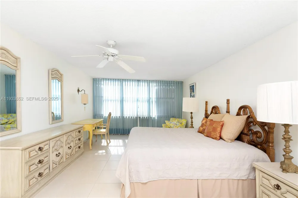 2751 S Ocean Dr #208S Hollywood, FL 33019