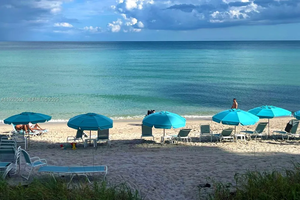 2751 S Ocean Dr #208S Hollywood, FL 33019