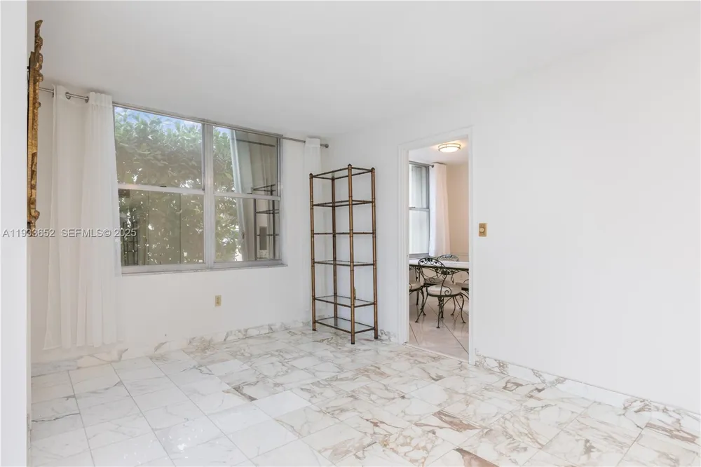 2751 S Ocean Dr #208S Hollywood, FL 33019