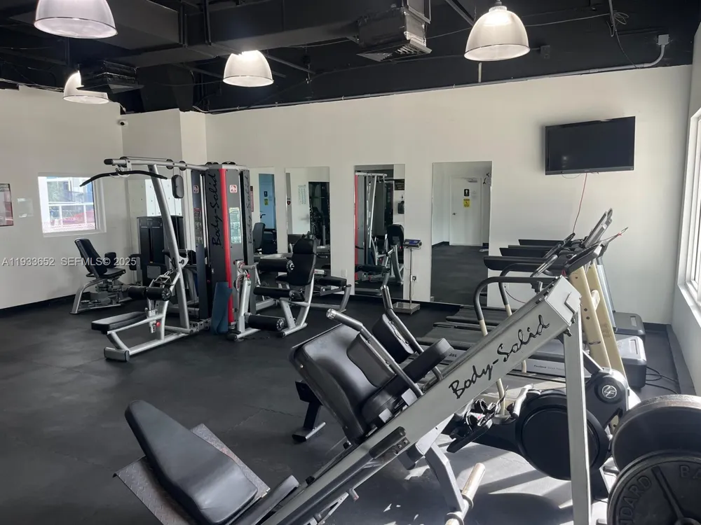 2751 S Ocean Dr #208S Hollywood, FL 33019