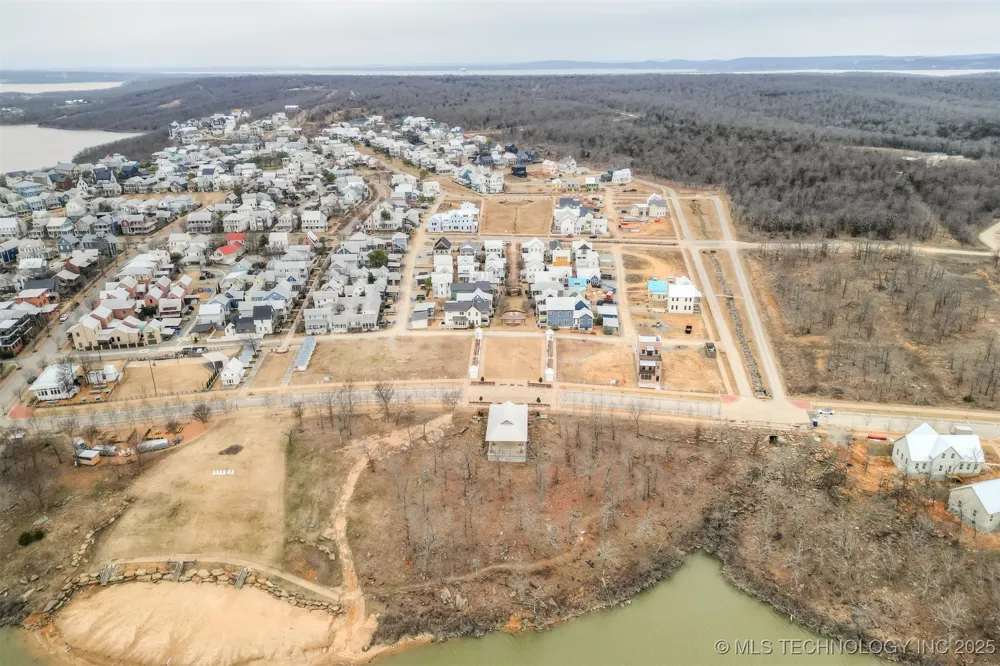57 Water Street Carlton Landing, OK 74432