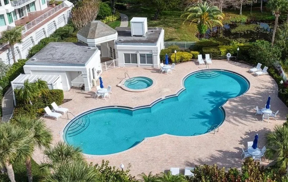 2 SEASIDE LANE #103 Belleair, FL 33756